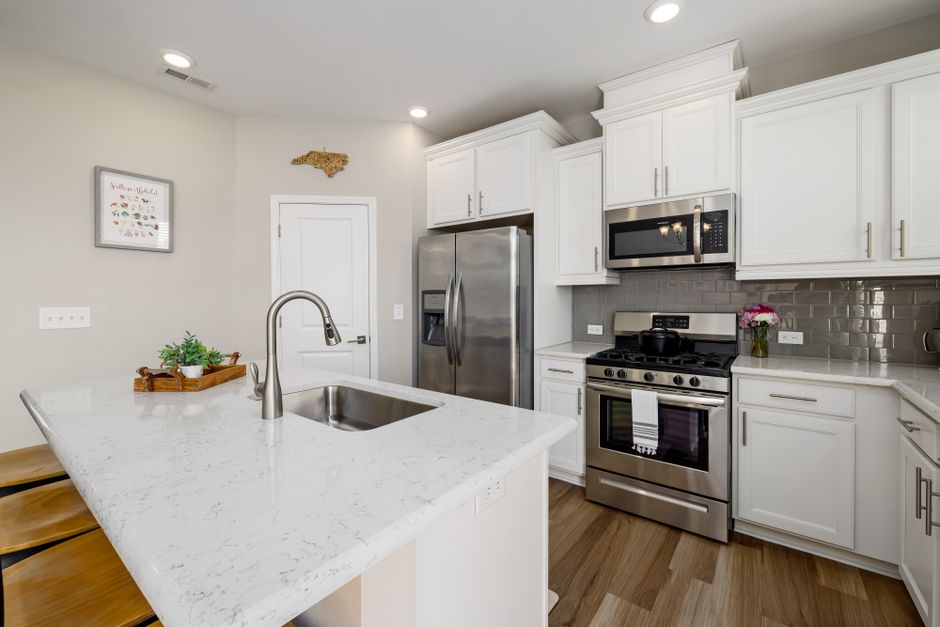 Kitchen countertop thickness
